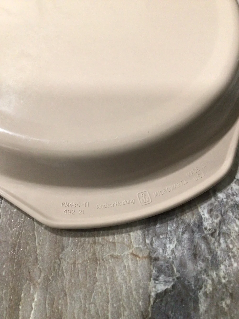 Vintage Anchor Hocking Microware Bundt Cake Pan Lid Beige USA PM459 PM480